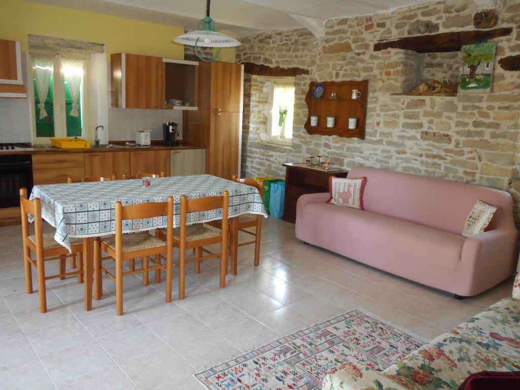 Agriturismo Cascina Serra Cossano Belbo Exteriör bild